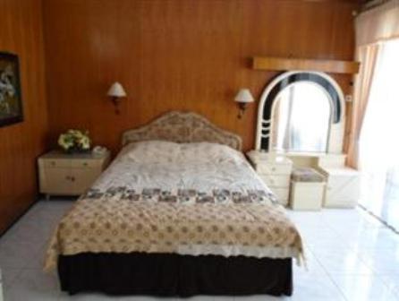Hotel Safari Джембер Номер фото